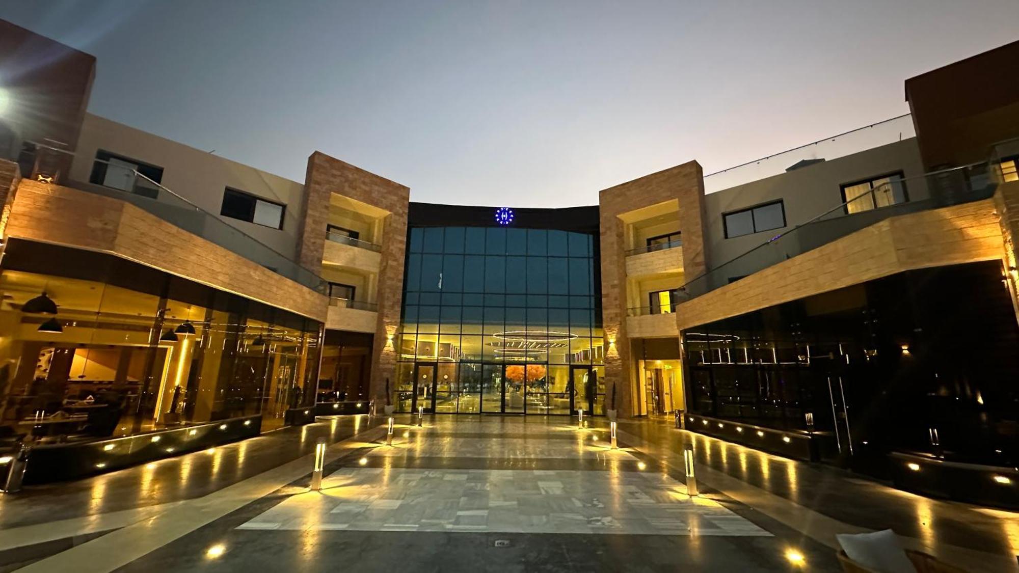 Helnan Hotel - Port Fouad Port Said Esterno foto