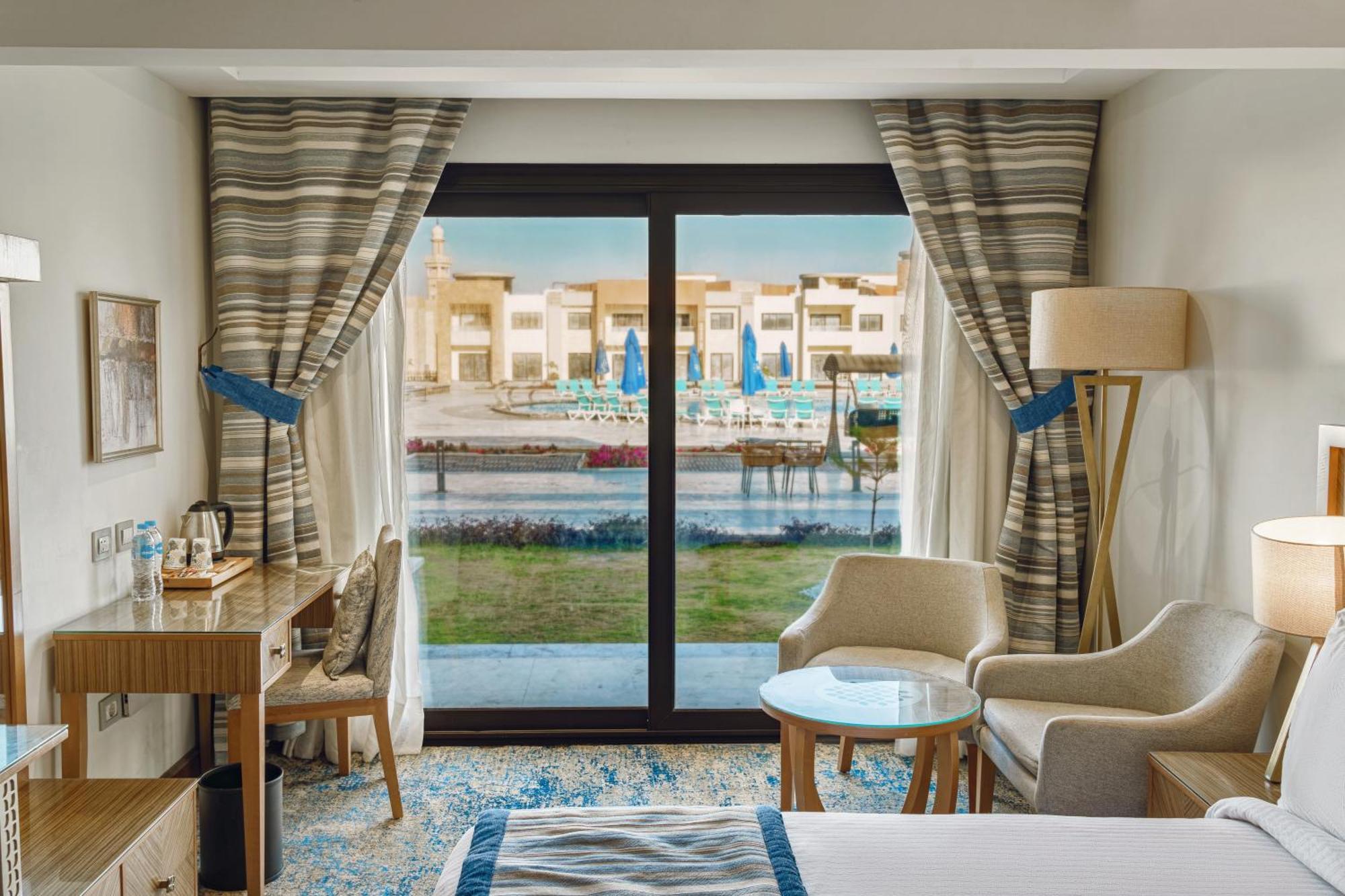 Helnan Hotel - Port Fouad Port Said Esterno foto