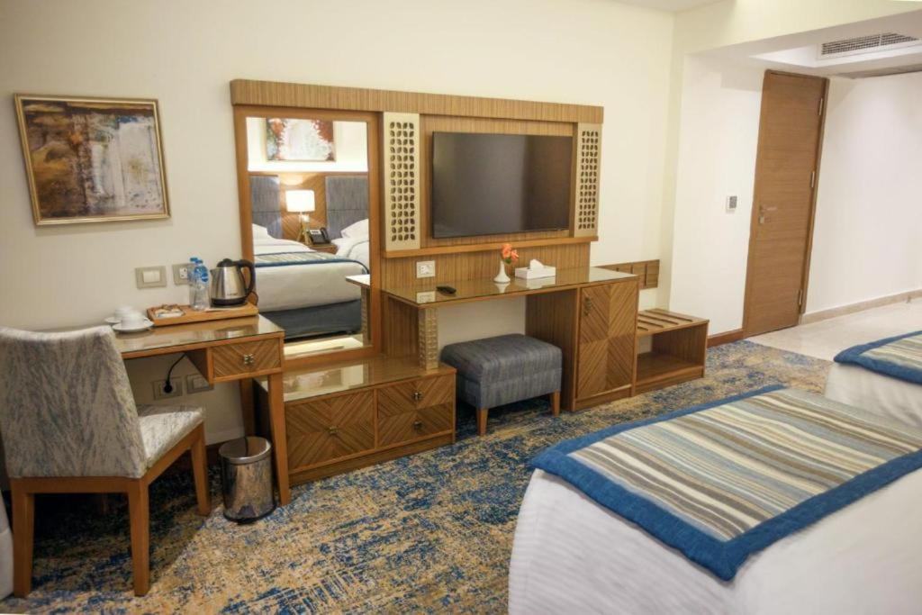 Helnan Hotel - Port Fouad Port Said Esterno foto